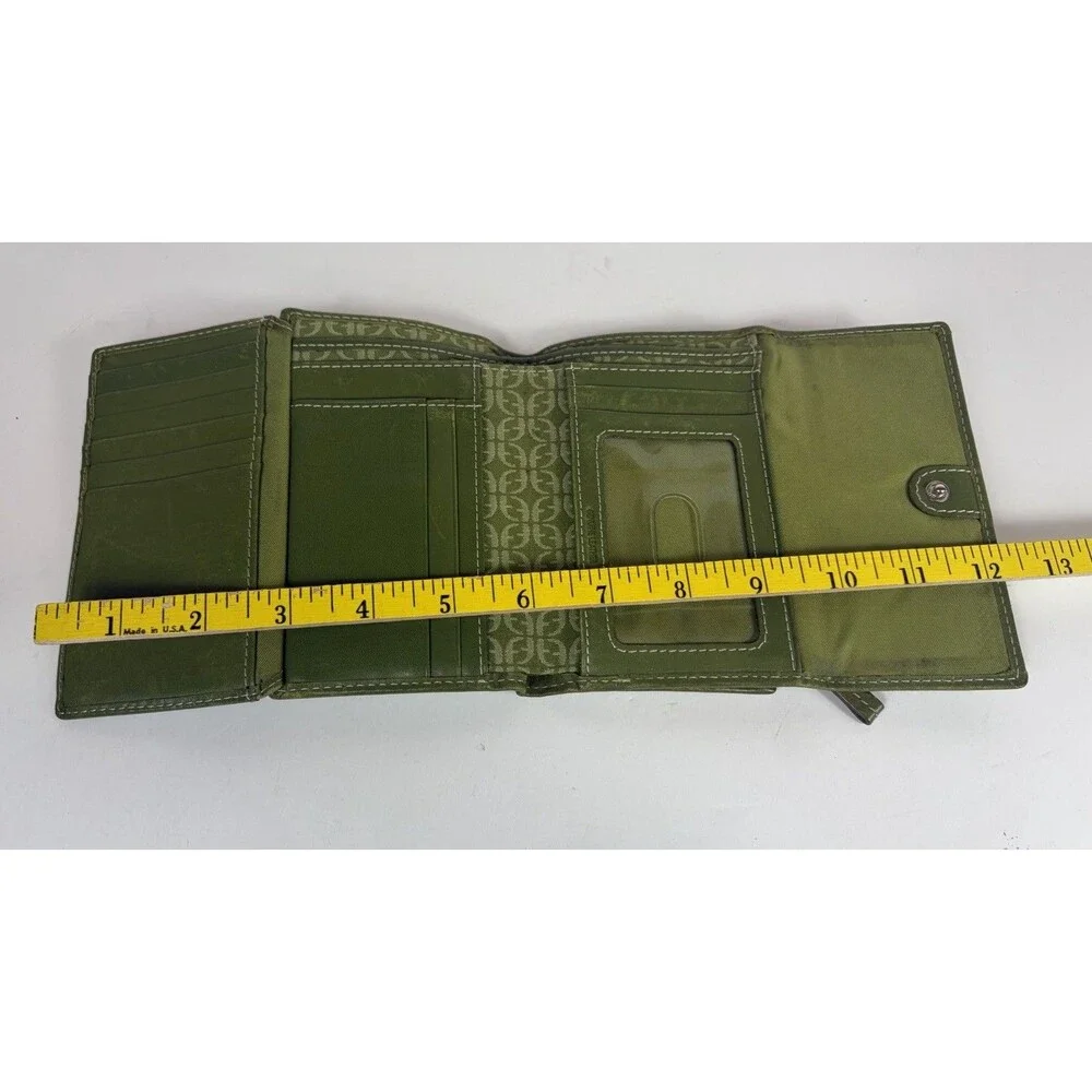 Fossil Trifold Wallet Ladies Green Genuine Leather Snap Close 6” X 4”